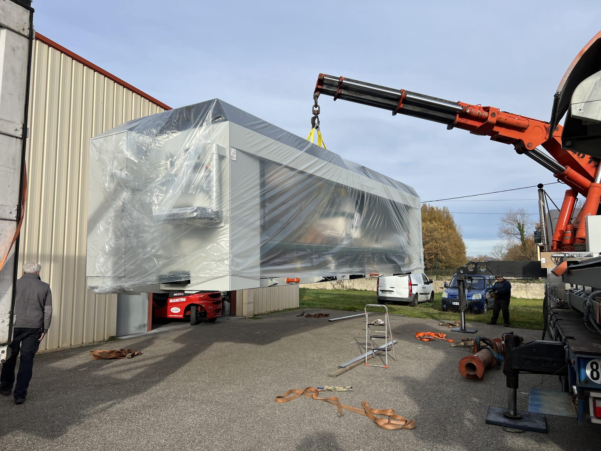 visuel de l'installation de la machine FMC 470 Fom industrie